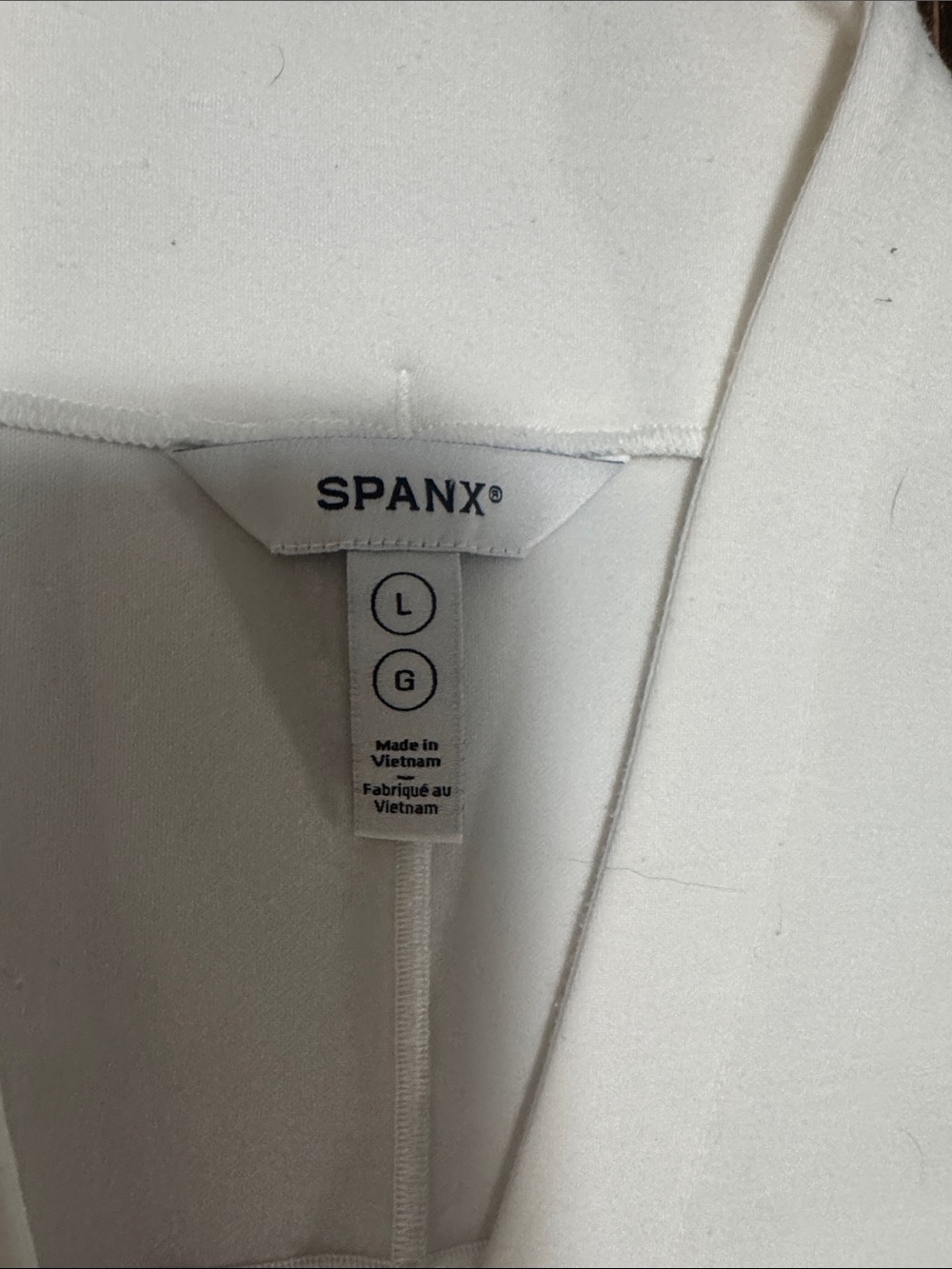 SPANX Air Essentials V-Neck Mini L - Picture 6 of 7